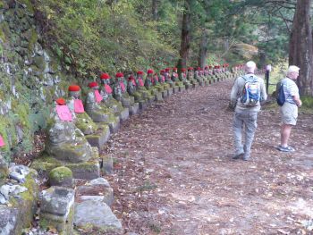  Jizo beelden 